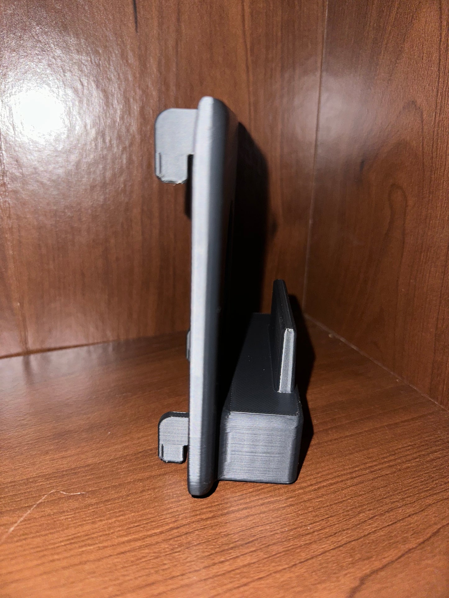 M12 Milwaukee radio mount for Us General hutch 