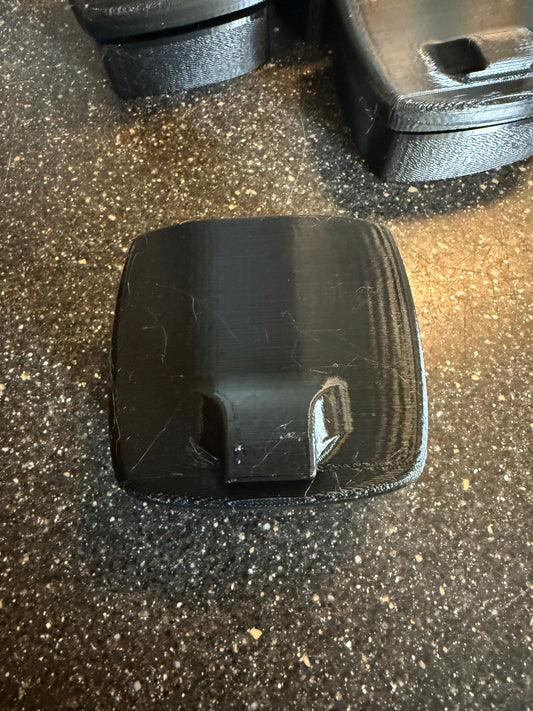 Suzuki SX4 center console cubby
